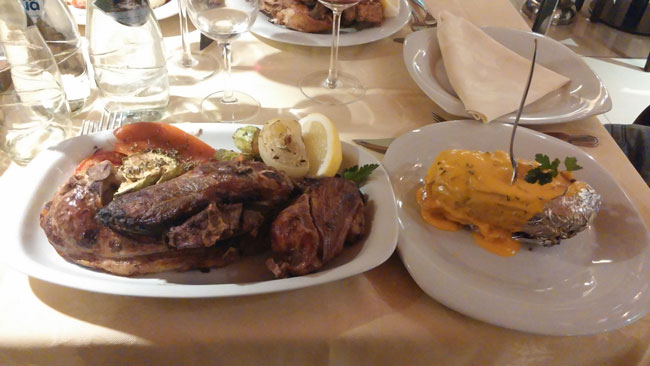 Diner at Alcorta